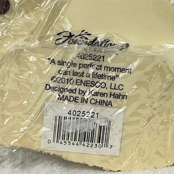 Enesco Foundations 4025221 Mother And Son Figurine 2010 Karen Hahn Boxed - Picture 7 of 12